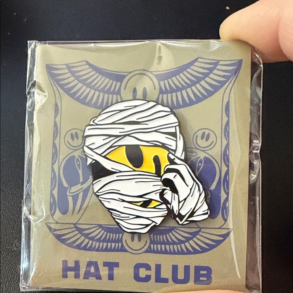Hat Club Mummy Pin